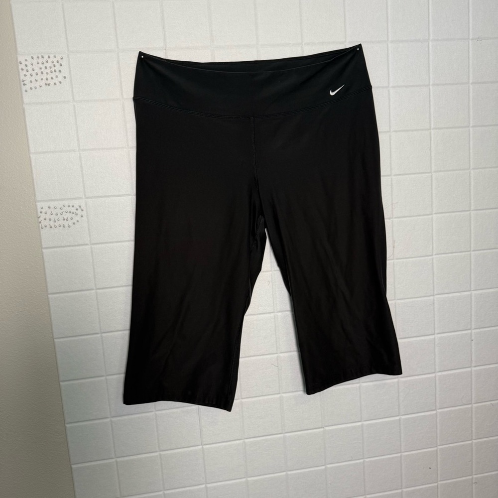 Nike Black Cropped Wide Leg Yoga Pants